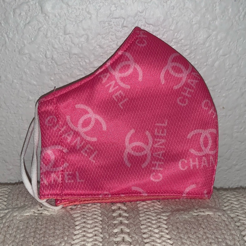 Pink facemask